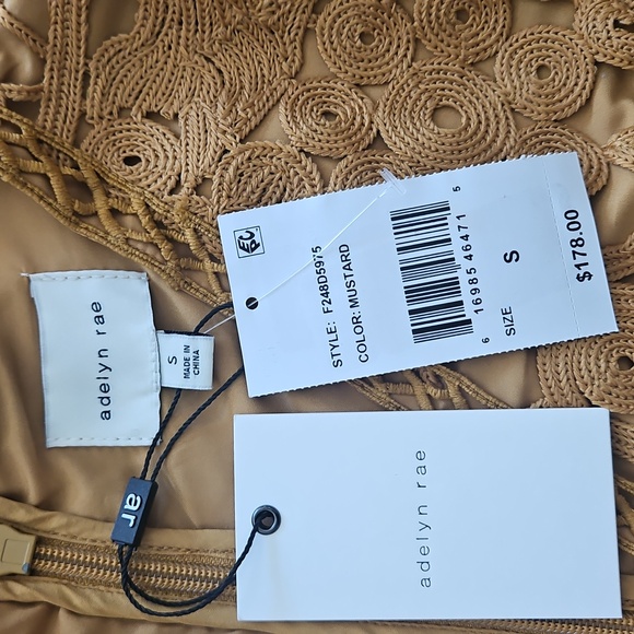 Adelyn Rae Lace V-neck Short Sleeve Sheath Mini Dress: Color- Mustard - Picture 10 of 11